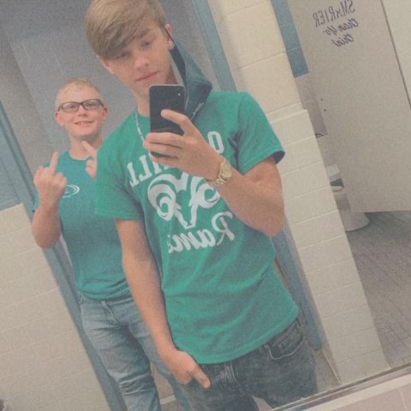 Meet your Posher, Tyler - Picture 1 of 1